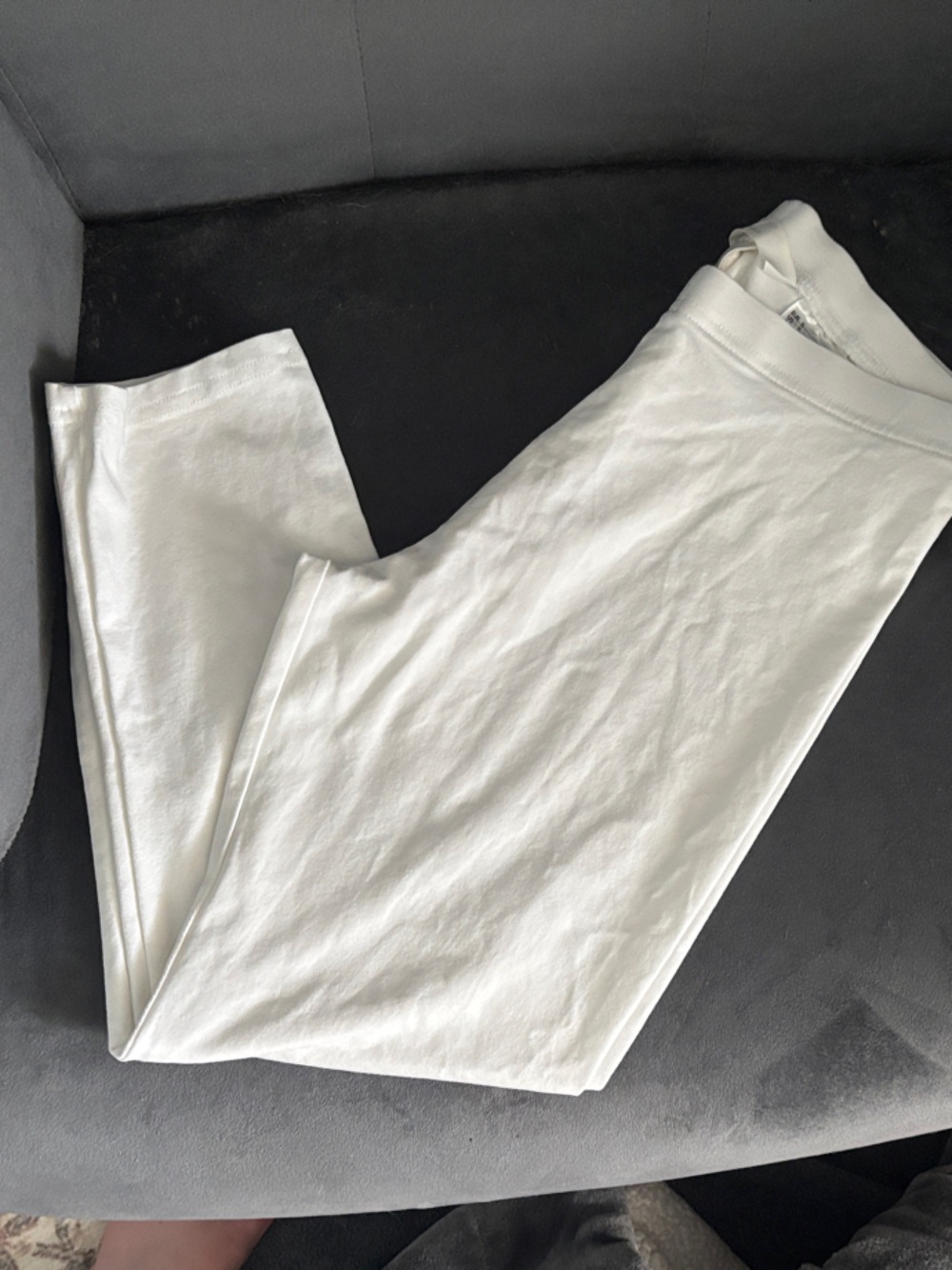 H&M Classic White 3/4 Leggings